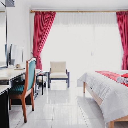 Reddoorz Plus Near Pelabuhan Merak Cilegon Eksteriør billede
